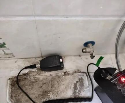 通河屋顶漏水维修公司分享下卫生间漏水的危害及解决方法